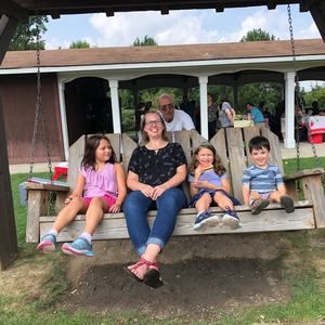 Meet your Posher, Laura